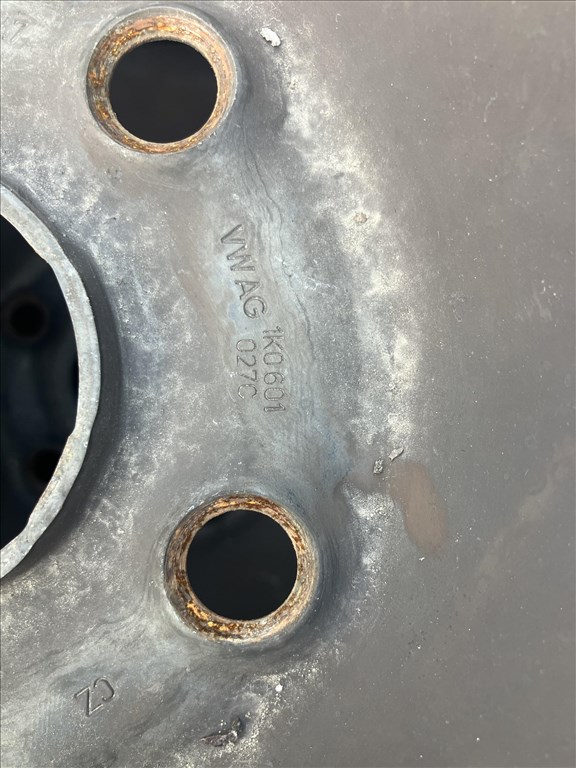  5x112 lyukosztású 6J 15" használt gyári lemezfelni 3. kép