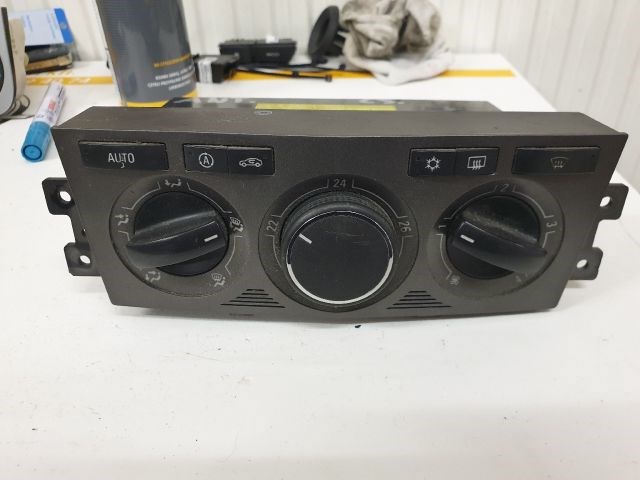 Opel Antara Fűtéskapcsoló DIGITKLÍMÁS  96850951 1. kép