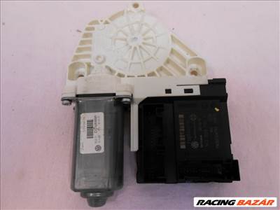 VW Passat B6 Ablakemelő motor - elektronikával Jobb első ajtó 1K0959702Q 1K0959792M