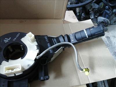 Nissan Qashqai (J10) Jobb kormánykapcsoló 