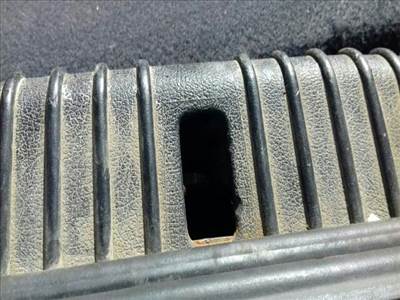 Ford Mondeo Mk2 Csomagtérajtó Zárszerkezet *51280*