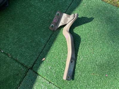 NISSAN QASHQAI / QASHQAI PLUS 2 J10, JJ10 Motorháztető Bal Zsanér