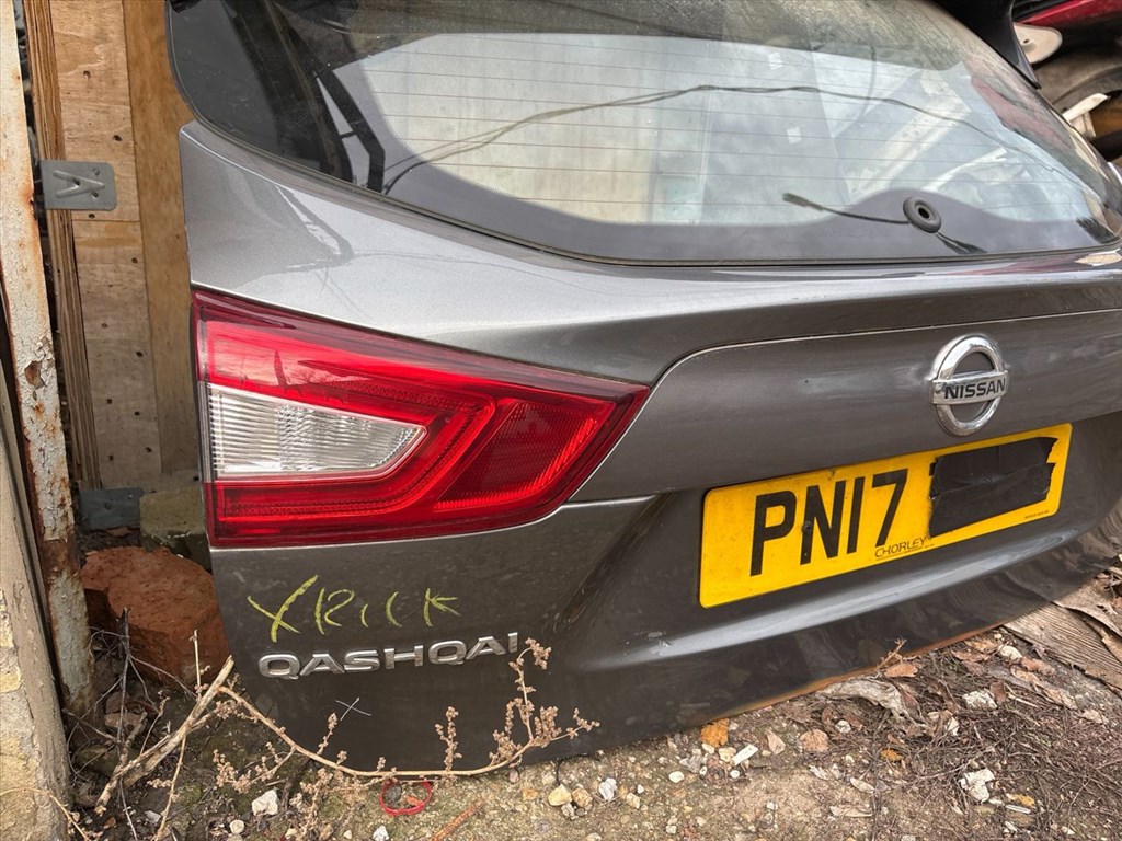 NISSAN QASHQAI II J11, J11_ Csomagtérajtó (Részeivel) 2. kép