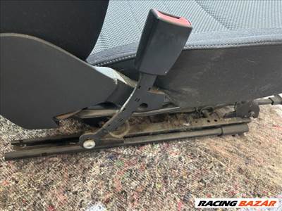 Skoda Octavia II Bal első Ülés 10496