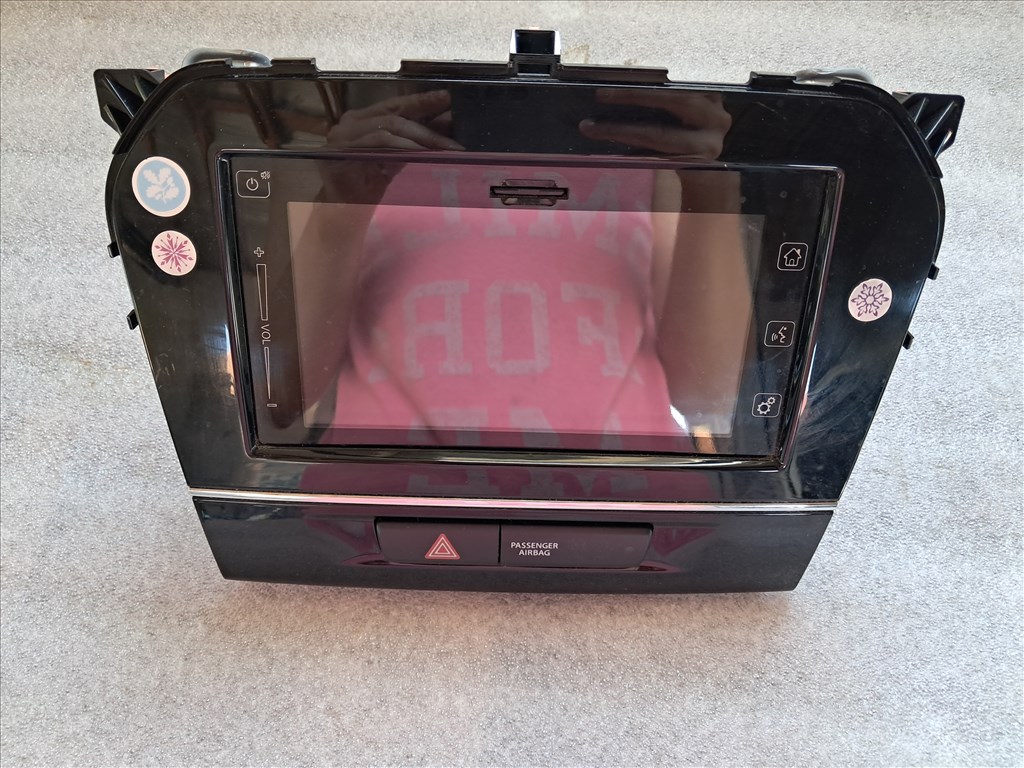 Suzuki Vitara (LY) navigációs fejegység, kijelző  3992054pg1 4. kép