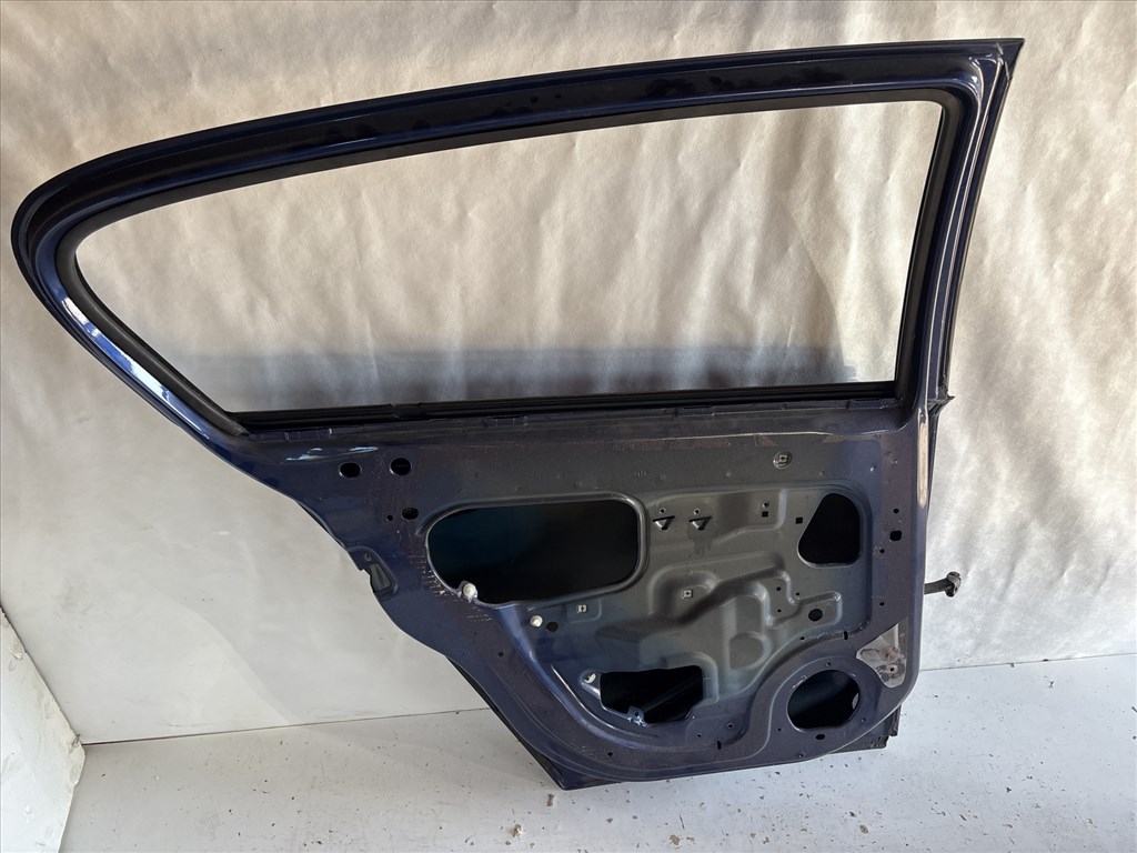 13252 Opel H astra Bal hátsó  Ajtó   Kék Z21b 5 ajtós 4. kép