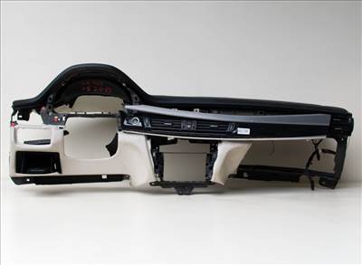 BMW X5 F15 mûszerfal párna