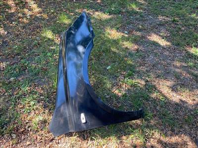 KIA CARNIVAL / GRAND CARNIVAL III VQ Jobb első Sárvédő