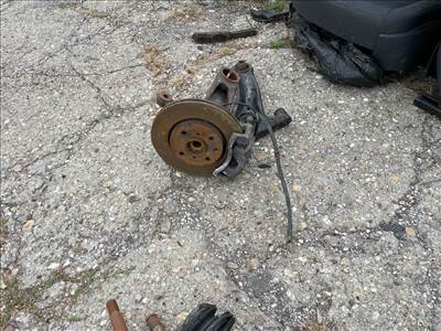 PEUGEOT 108  Jobb első Csonkállvány Kerékaggyal