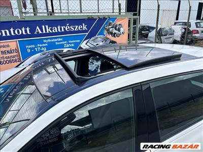 Mercedes B-osztály W246 panorámatető 