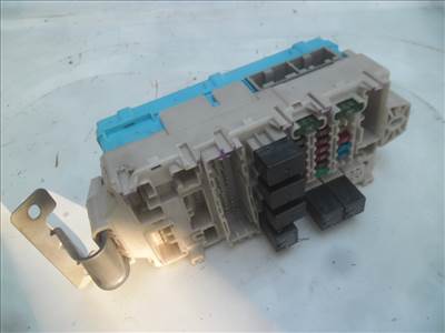 Mitsubishi Grandis 2.4 biztosítéktábla /akár komplett motorvezérlő szett mr587655