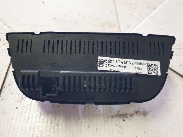Opel Astra J Fűtéskapcsoló  13346092 2. kép