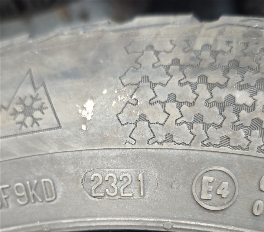  TOYOTA YARIS TÉLI GARNITURA ELADÓ!  CONTINENTAL WINTERCONTACT GUMIKKAL! 4x100 R15"  5. kép