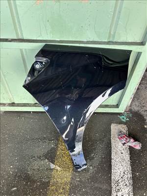 Mercedes A-osztály W169 jobb első sárvédő 