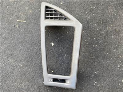 HYUNDAI i40 CW VF Jobb Szellőző Keret