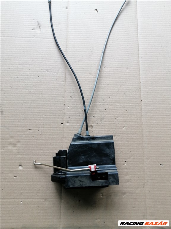 SsangYong Actyon Jobb hátsó ajtózár  1. kép