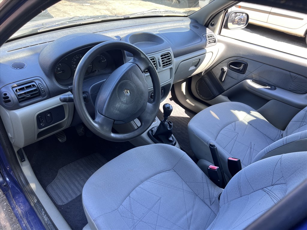 Renault Thalia I 1.4i bontott alkatrészei 3. kép