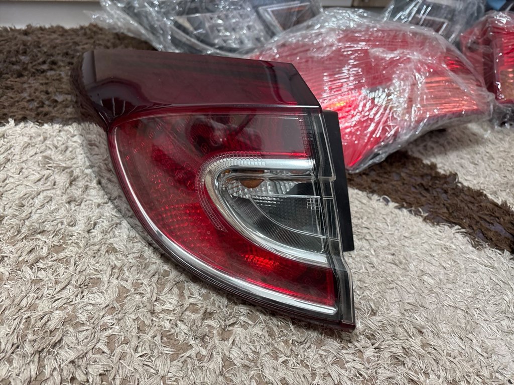 RENAULT MEGANE III Grandtour KZ0/1 Bal Külső Hátsó Lámpa 015639 2. kép