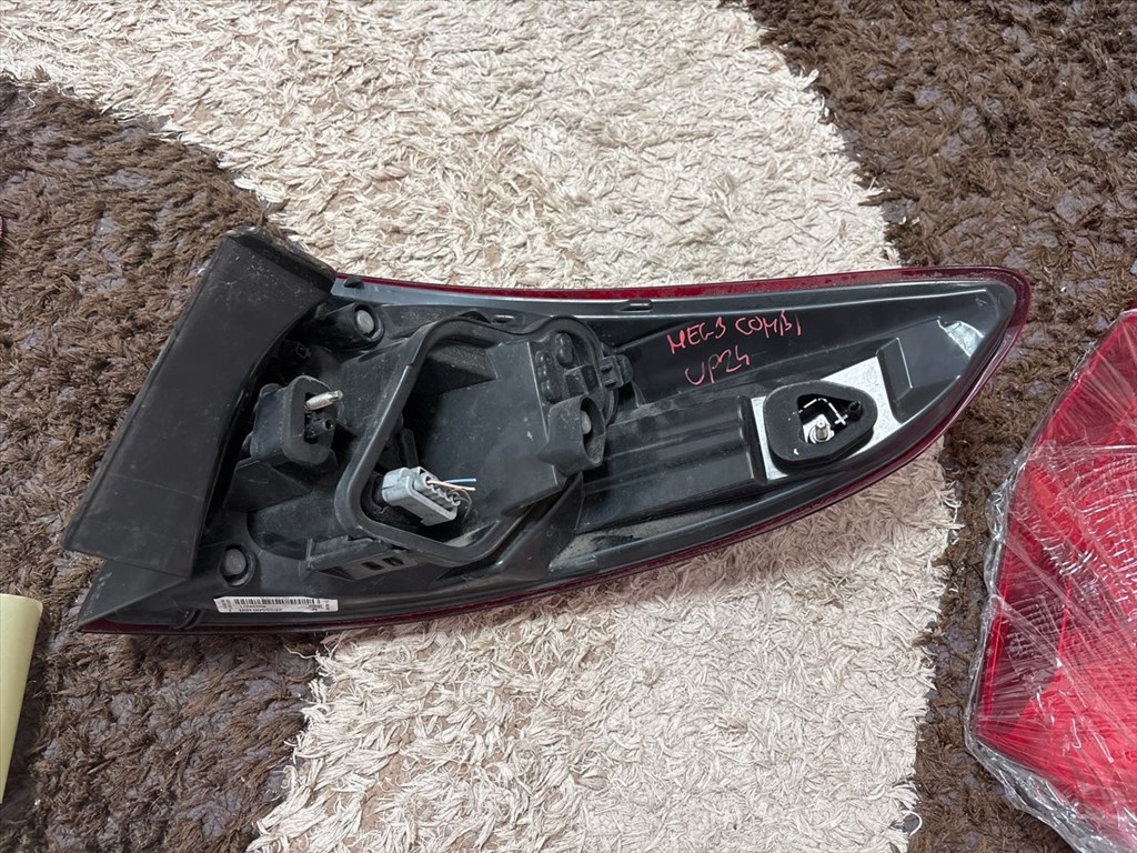 RENAULT MEGANE III Grandtour KZ0/1 Bal Külső Hátsó Lámpa 015639 3. kép