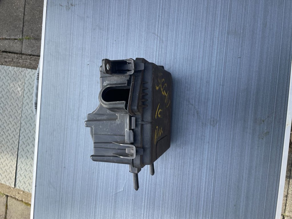 RENAULT SCÉNIC III JZ0/1_ Biztosítéktábla Doboz 011619 3. kép