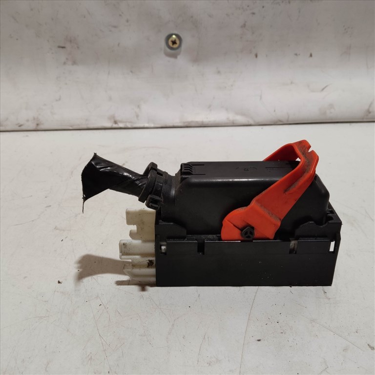 205424 Toyota Yaris III. 2011-2014 Abs elektromos csatlakozó 44540-0D130 , 06.2102-3680.4  2. kép