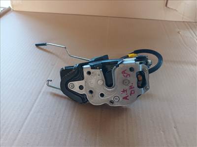 Opel Astra J Bal hátsó Központizár Motor 3387 ,  13579555