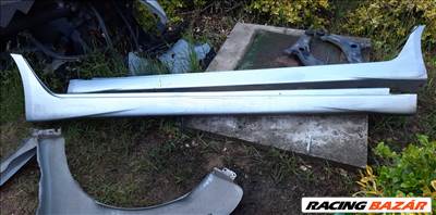 Mitsubishi Grandis küszöb burkolat 