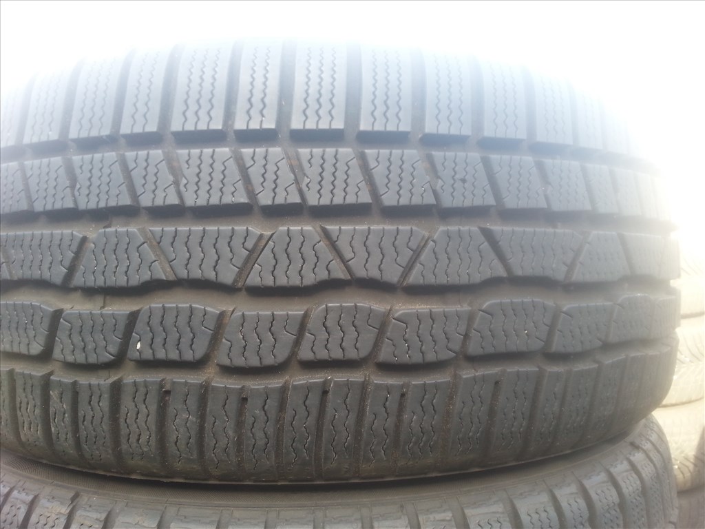  215/40R17 Continental újszerű téli gumi garnitúra 2. kép