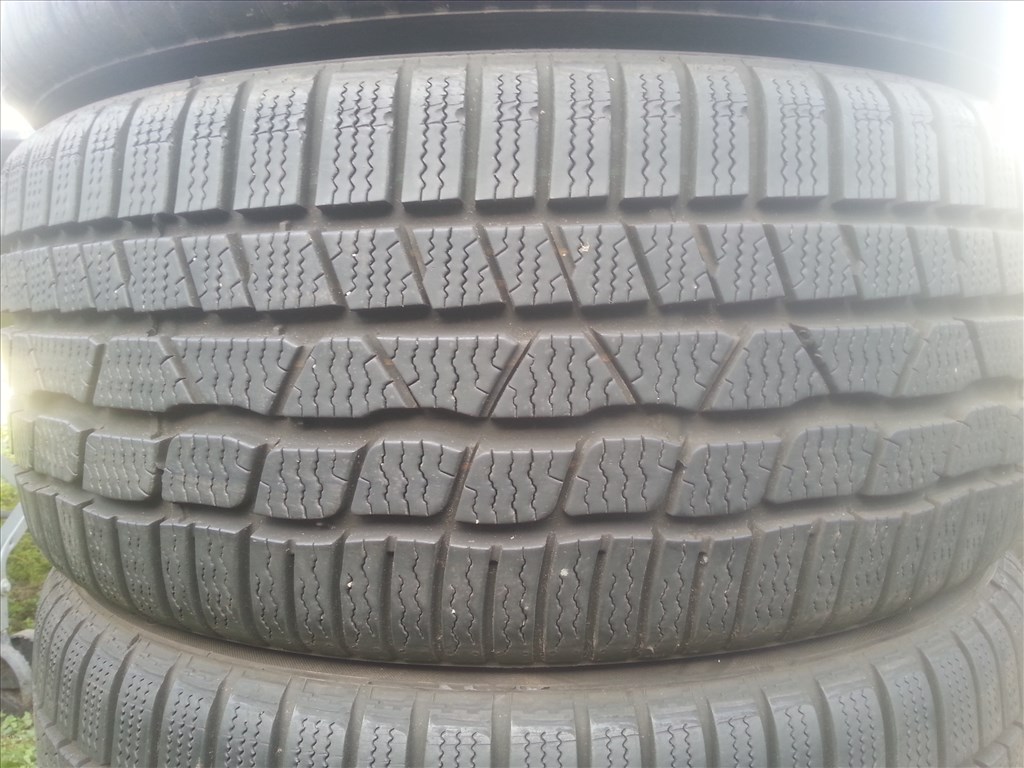  215/40R17 Continental újszerű téli gumi garnitúra 3. kép