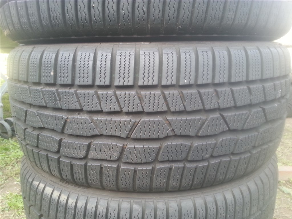  215/40R17 Continental újszerű téli gumi garnitúra 4. kép