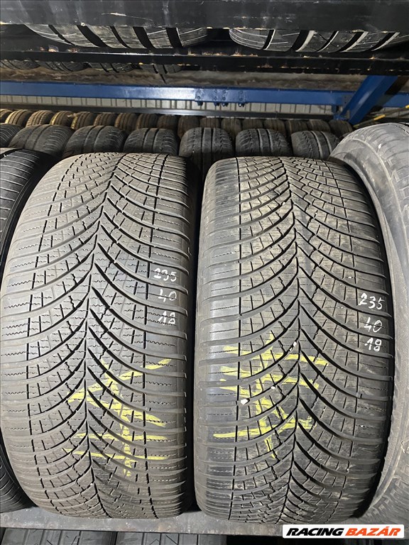  235/40 R18 Goodyear Vector 4 Season Gen3 95W l 6,5mm l 2db l DOT2620 1. kép