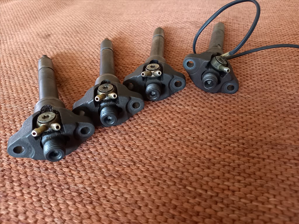 BMW 320 E46 Bmw E46 320D porlasztó/injektor 3. kép