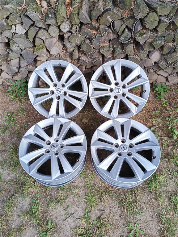  5x108 lyukosztású 7J Volvo 17" újszerű (gyári felni) alufelni 1. kép