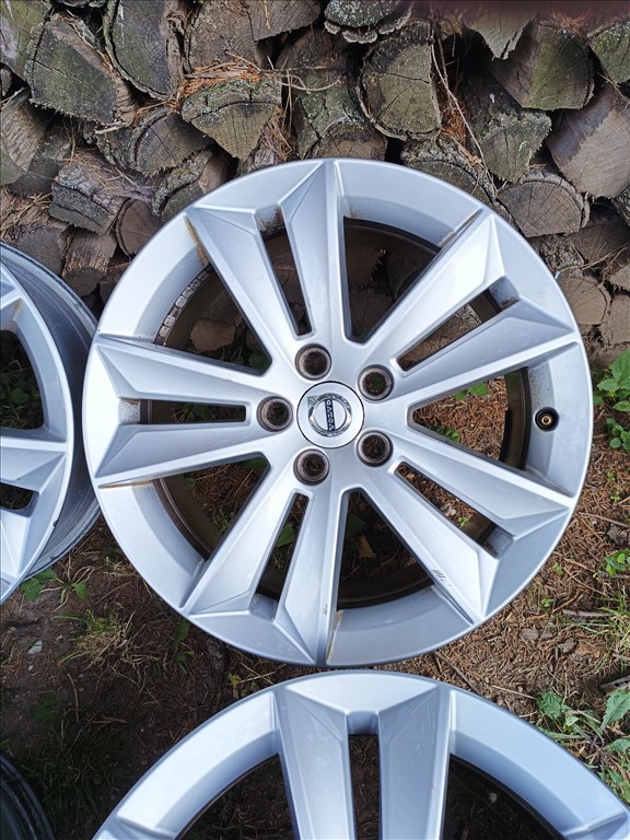  5x108 lyukosztású 7J Volvo 17" újszerű (gyári felni) alufelni 5. kép