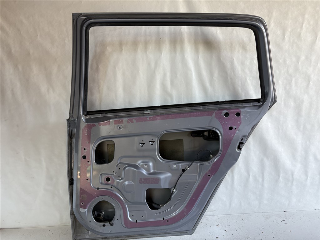 13334 Opel Astra H kombi 2004-2010 Jobb hátsó Ajtó Grafit Z155 5. kép
