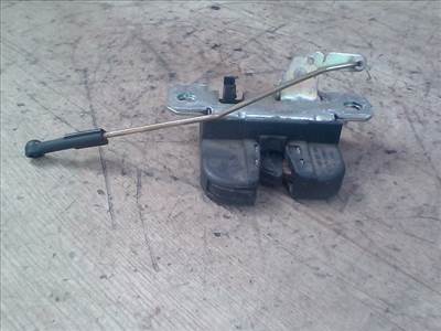 SEAT IBIZA 02-08 Csomagtér ajtó zárszerkezet