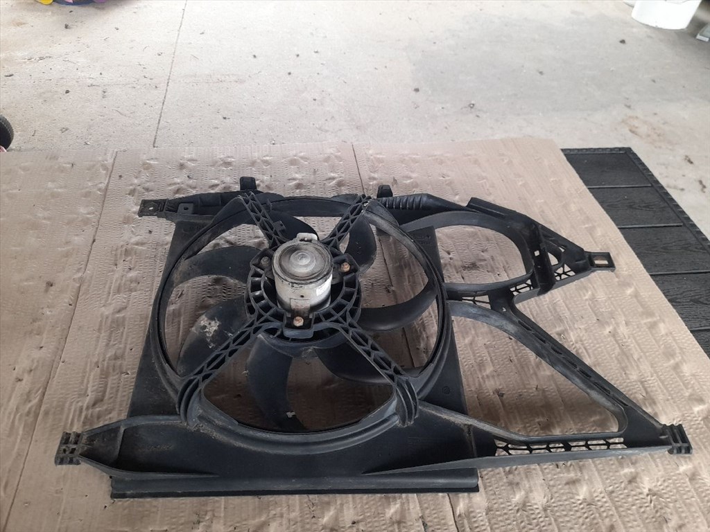 Opel Corsa C 1.0 Hűtőventilátor 2647 ,  24445149 1. kép