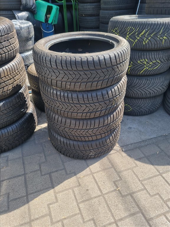  205/5017" újszerű Pirelli Scorpion 3 téli gumi 4db  1. kép