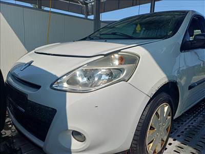 Renault Clio III bontott alkatrészei