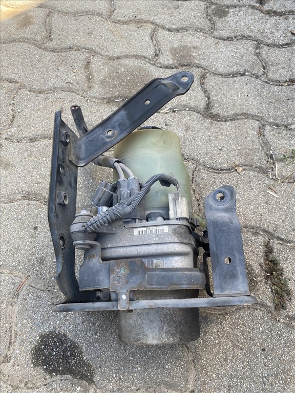 Ford Focus Mk2 elektromos szervószivattyú 4M513K514BD 1. kép