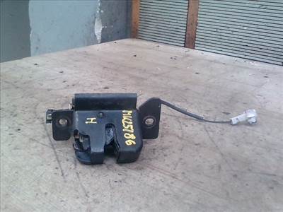 KIA RIO 2000.04-2005.06 Csomagtérajtó zárszerkezet