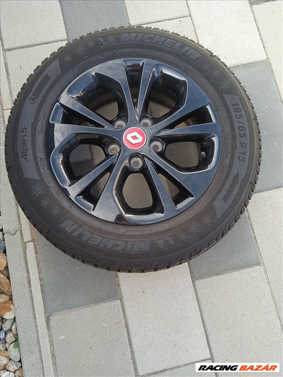 Renault 15" újszerű télikerék 4db  eladó 3. kép
