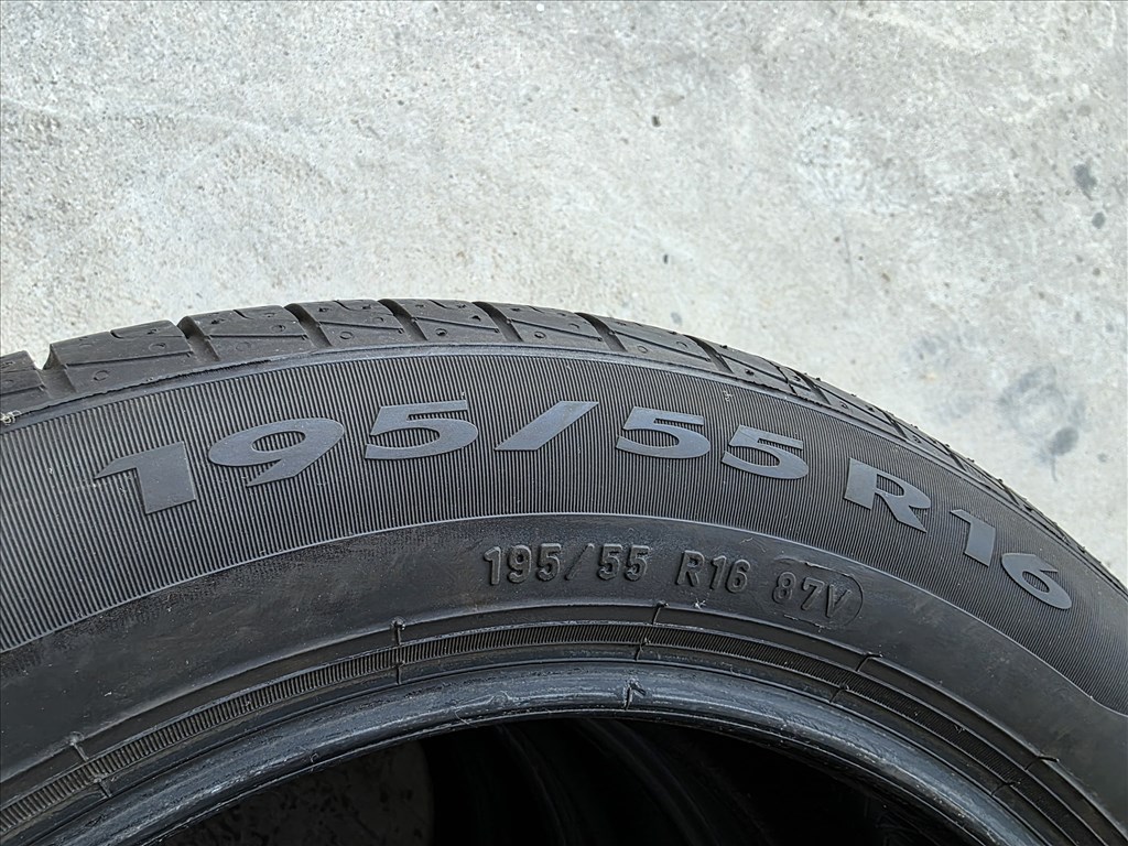  195/55R16 Pirelli garnitúra teljesen újszerű állapotban eladó! 7. kép