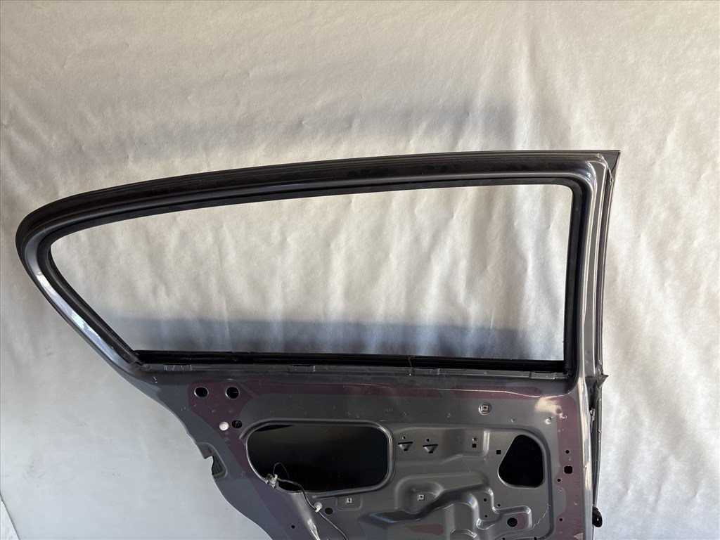 13239 Opel H astra Bal hátsó Ajtó Grafit Z155 5 ajtós 5. kép