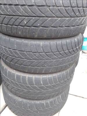  185/55R15 Maxxis téli gumi garnitúra