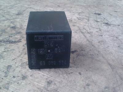 SUZUKI IGNIS Ablaktörlő relé