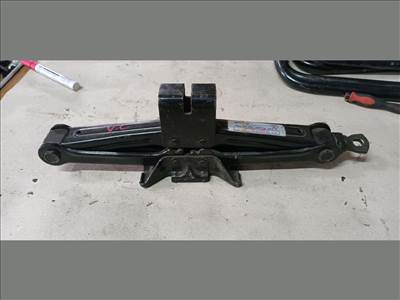 Opel Vectra C Emelő 5951 , 