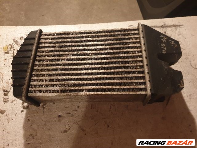 Opel Astra H, Opel Zafira B Intercooler hűtő Z17dtj A17dtj Z19dt 13213402 2. kép