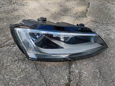 R0302 69 20-12581-05-2 Volkswagen Jetta Jobb Első Lámpa Új 2012581052