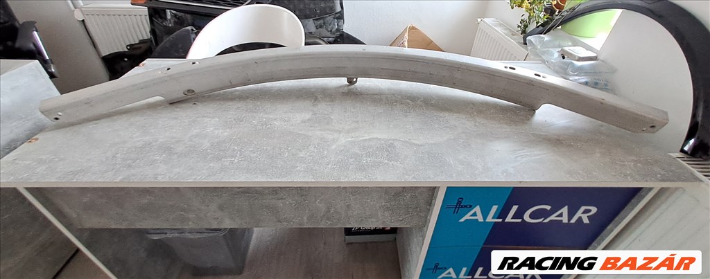 Tesla Model 3 első lökhárító felső merevítő  1100466700f 2. kép